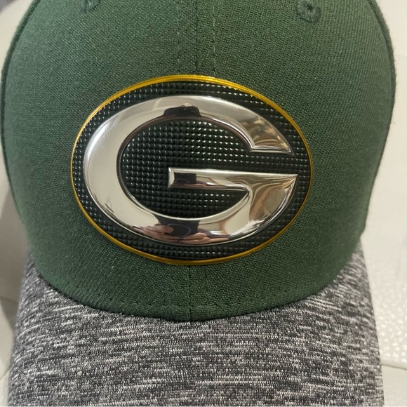 New Era bundle of Green Bay packers Green and Gray Hats Aaron Rodger size medium - Picture 2 of 13